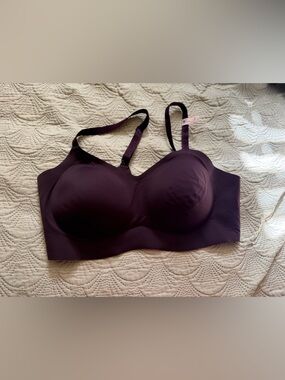 VS Pink Lightly Lined Comfort Bra